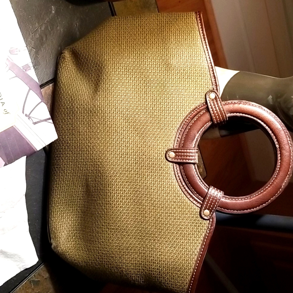 Croft and Barrow green purse